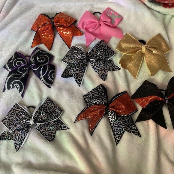 Cheer Bows Bundle - Picture 1 of 3